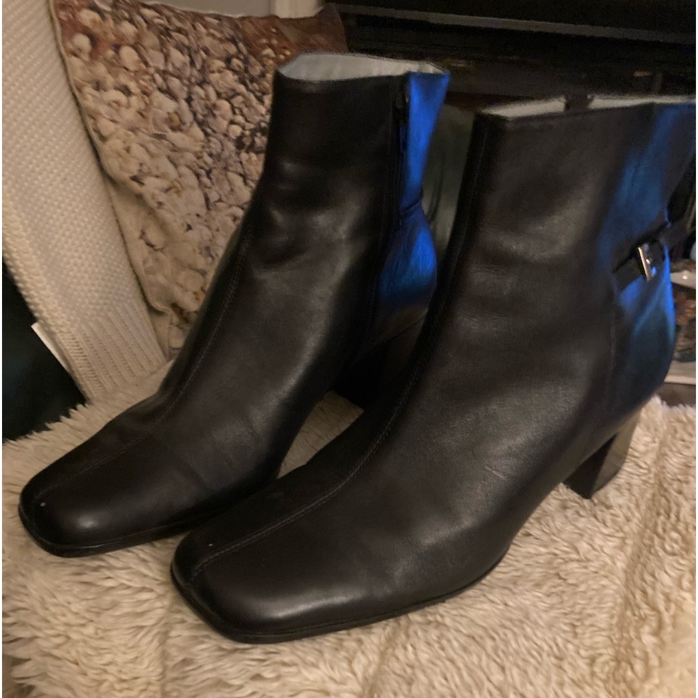 Black UNISA Boots - Picture 5 of 6
